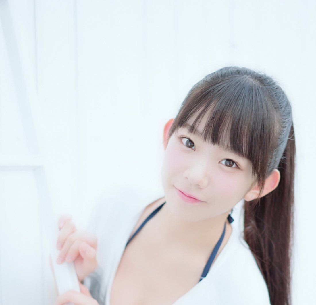 Fカップ・長澤茉里奈は23歳に見えない合法ロリ巨乳