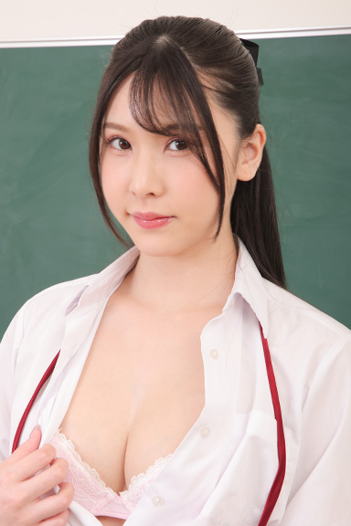 双葉れぇな