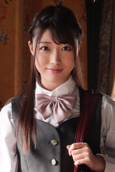 吉沢梨亜